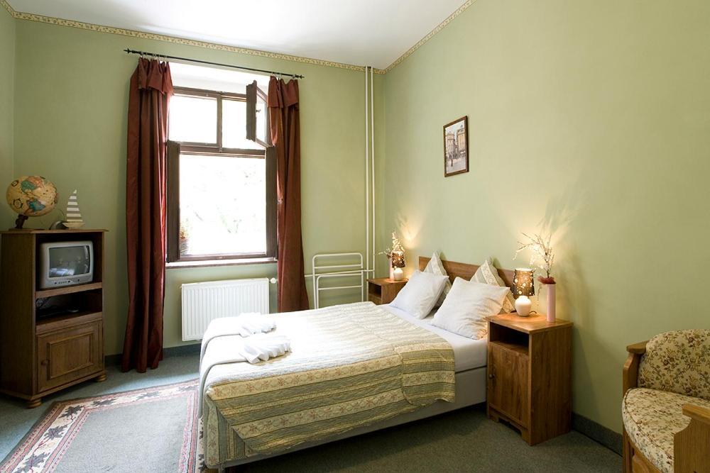 Hotel Columbo Praga Esterno foto